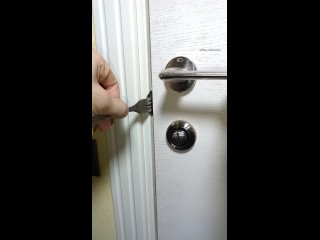 great life hack for doors how reliably lock the door if the lock broke